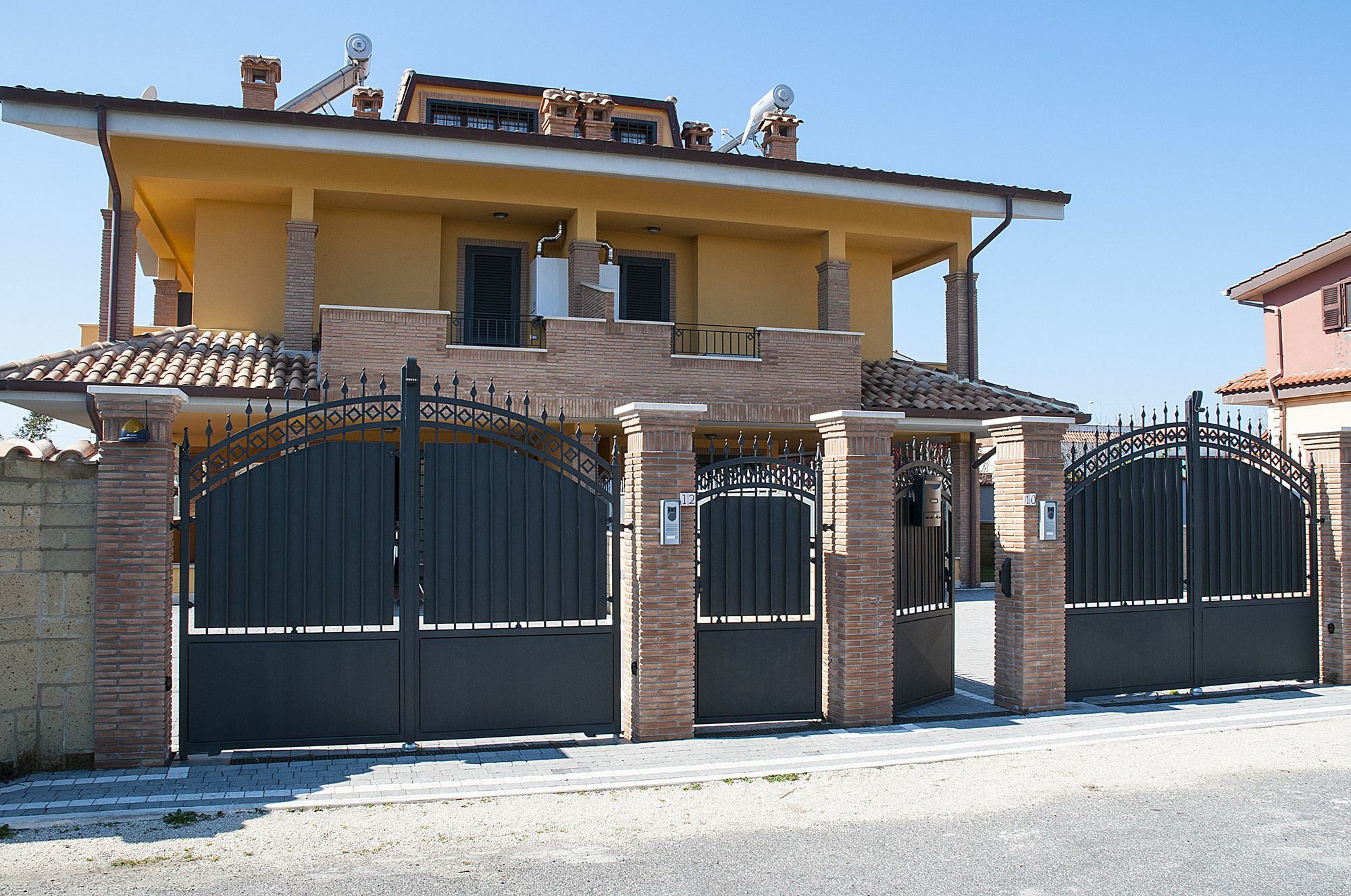 Hotel Domus Traiani Fiumicino Exterior foto